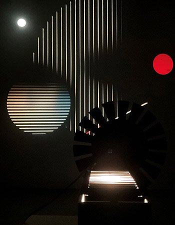 kinoMANUAL <br>performens „Sklep z Planetami”
